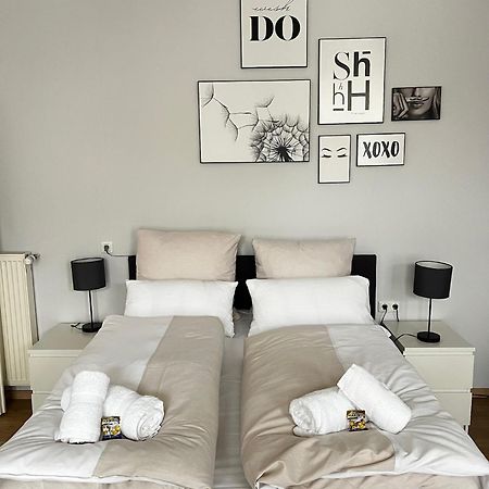 Qonroom - As Individual As You - Oeynhausen City Bad Oeynhausen Oda fotoğraf