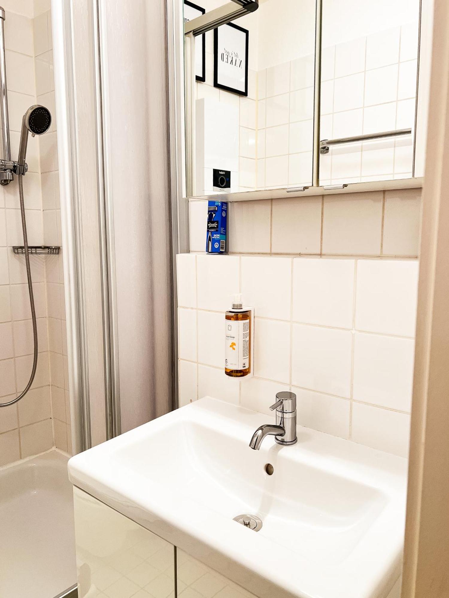 Qonroom - As Individual As You - Oeynhausen City Bad Oeynhausen Oda fotoğraf